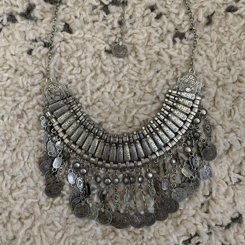 ✨Large Silver Colin Necklace✨